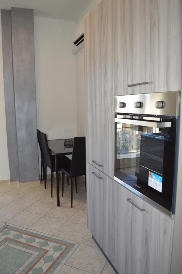 Emerella Guest House Siderno Beach Екстер'єр фото