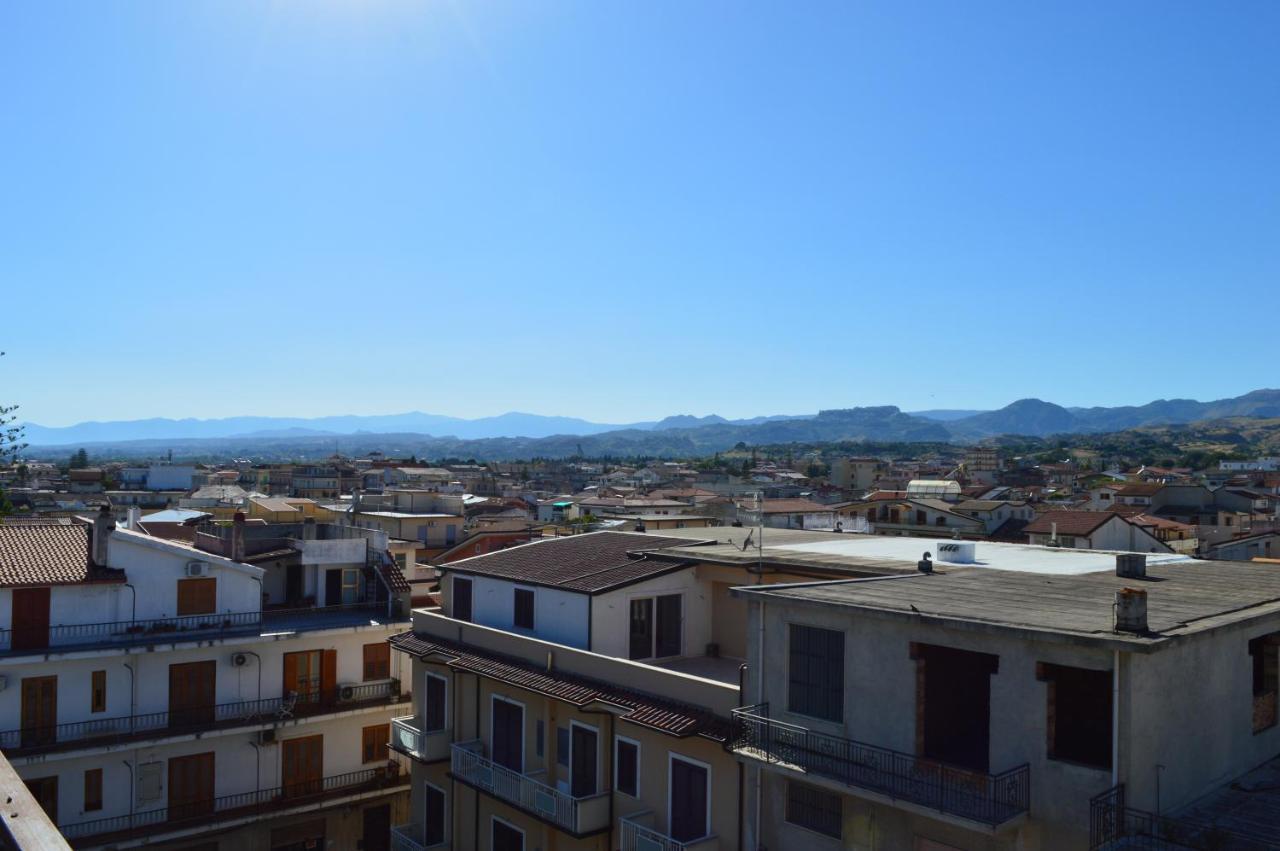 Emerella Guest House Siderno Beach Екстер'єр фото
